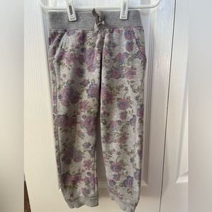 OshKosh size 5 girls sweatpants